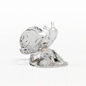 Swarovski Snail on leaf